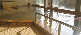 Hot Springs & Accommodation: After a long day, refresh in a hot spring and relax at a local inn.
