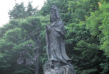 Goddess of Mercy Statue